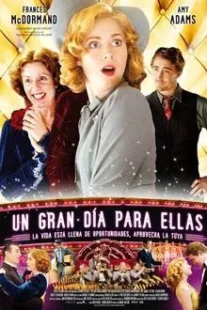 دانلود فیلم Miss Pettigrew Lives for a Day 2008425519-1242159813